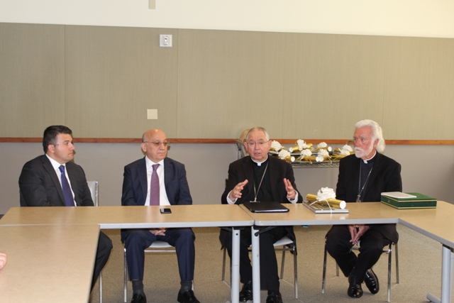 Mübariz Qurbanlı ABŞ Yepiskoplar Konfransının vitse-prezidenti ilə görüşdü  - FOTOLAR